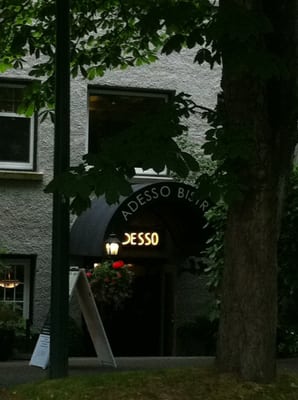 Adesso Bistro