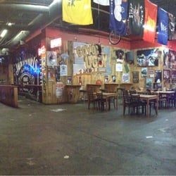 Coyote Ugly Saloon logo
