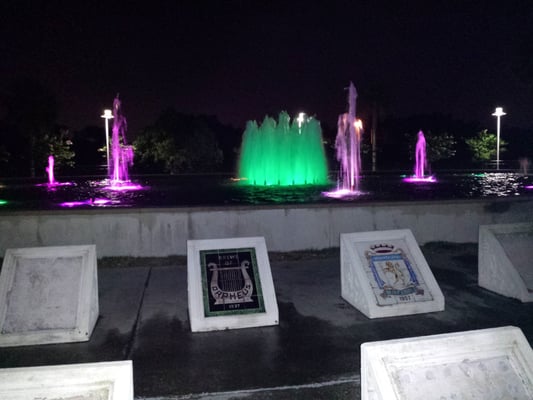 mardi gras fountain lakeview new orleans