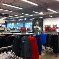 Nike Factory Store - Sports Wear - Louisville, KY - Yelp