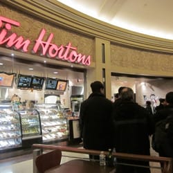 Fallsview casino food court hours